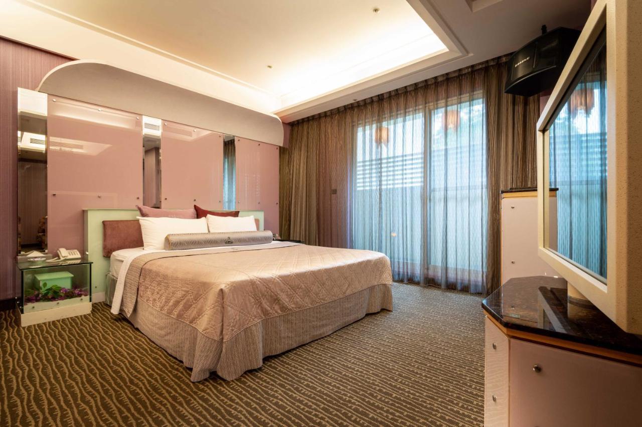 In-Stone Motel Тайбэй Экстерьер фото