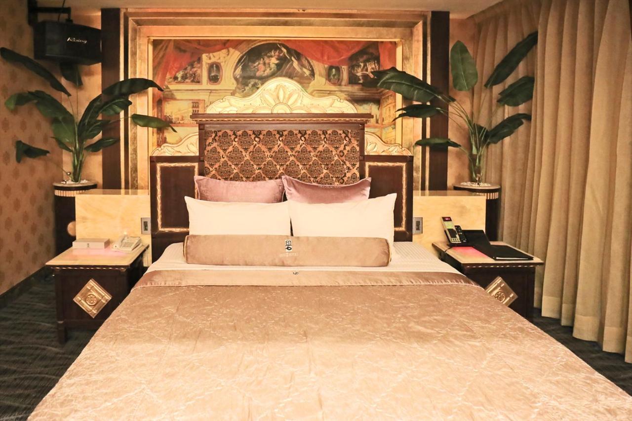 In-Stone Motel Тайбэй Экстерьер фото